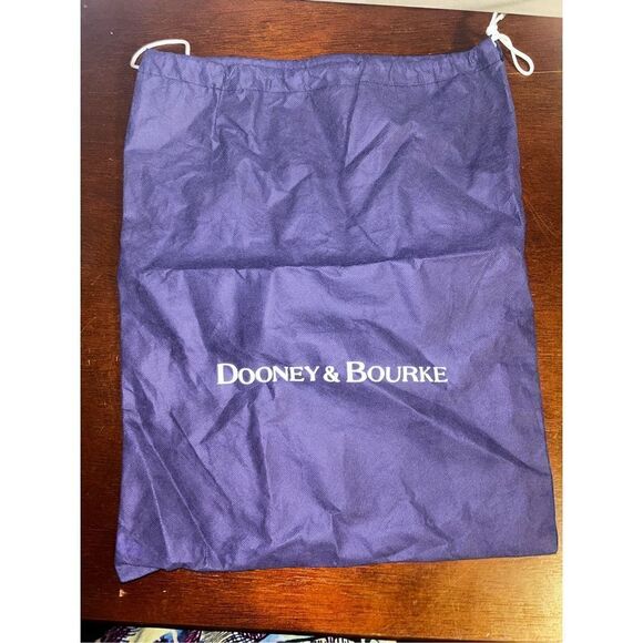 NWOT Dooney and bourke pebble leather dillen pocket sac bag with dust bag - Picture 3 of 13